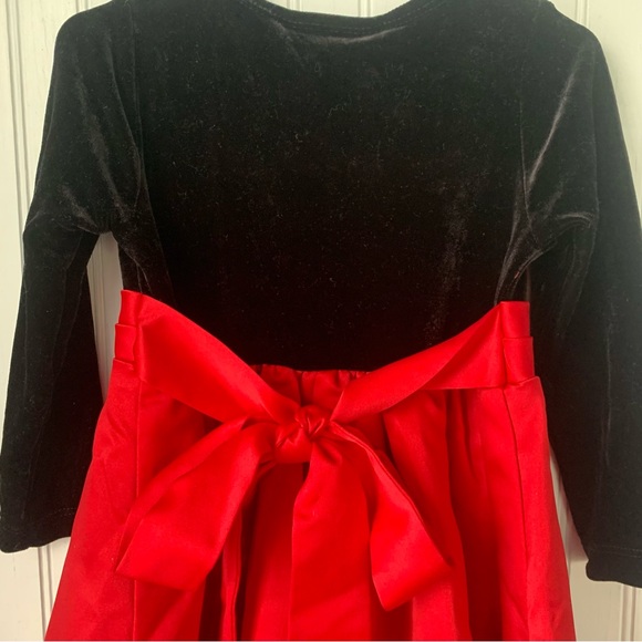 Rare Editions Black Velvet Dress with Red Bottom Skirt w/little rosebud Accents - Picture 5 of 7